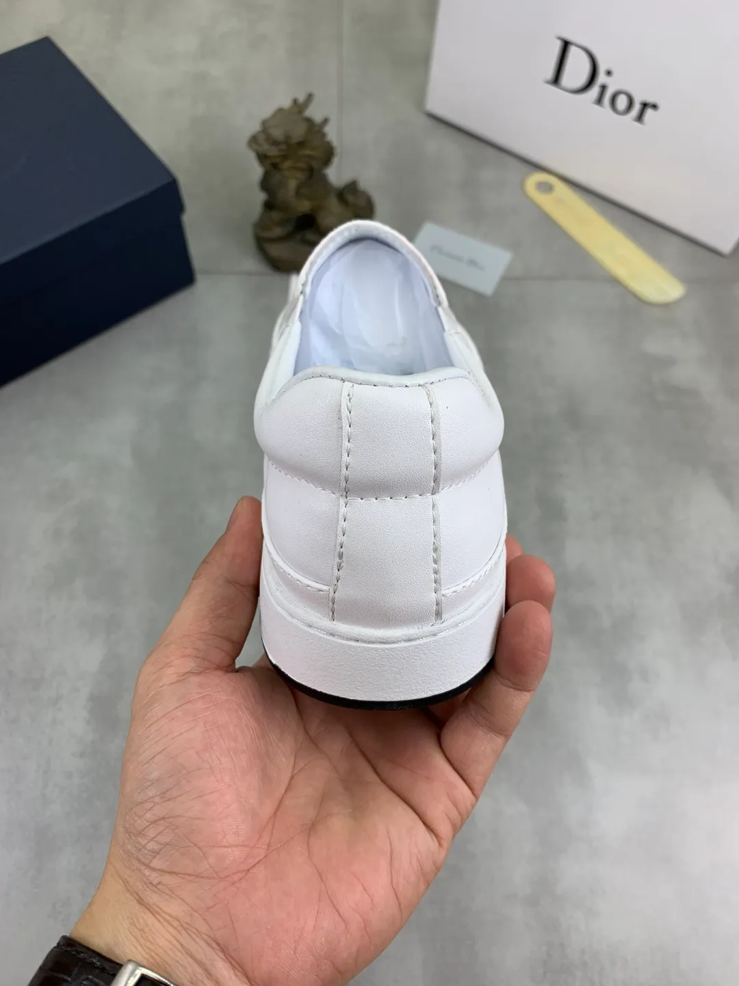 Men's Men's Shoes💰P400💰[New Style]🆘[Dior] 2025 Dior Original Lace-up Low-top Men's Shoes Classic casual shoes 🔥This model is the official flagship model with high quality and made by famous original designers. It is made of high-quality cowhide with original materials➕Comfortable and breathable mesh lining➕Pigskin insole. The perfect last shape and generous and fashionable design have attracted many consumers. Suitable for drivers to drive🚗. What you want is the highest quality in the market. Color: 4️⃣Color code number: 38--44 (45 customized)